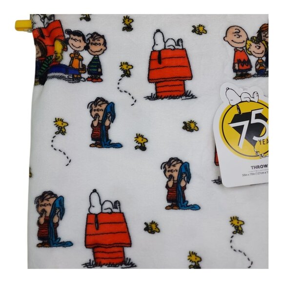 Peanuts 75th Anniversary Throw Blanket 50" x 70" Polyester Snoopy & Woodstock De - Picture 3 of 14